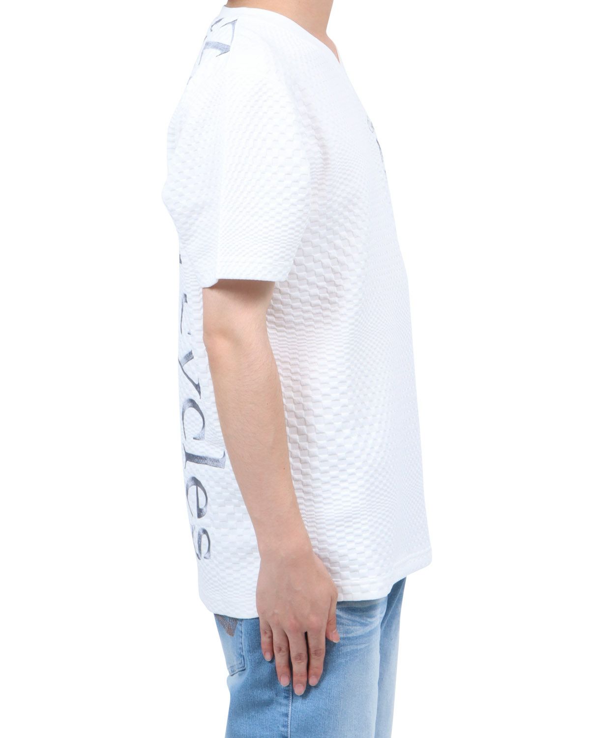 ホワイト：173cm60kg(Lサイズ着用)