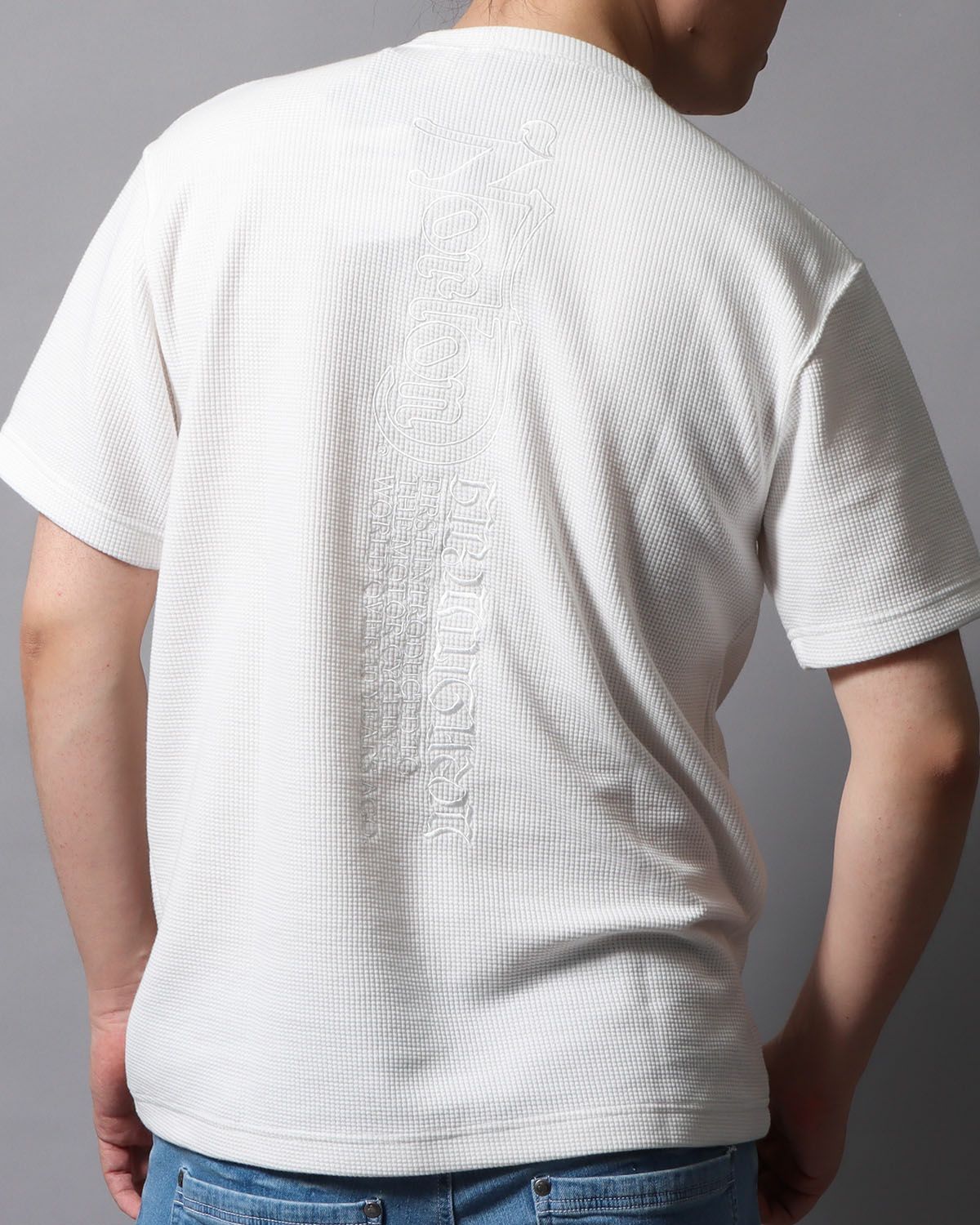 オフホワイト：178cm/75kg(Lサイズ着用)