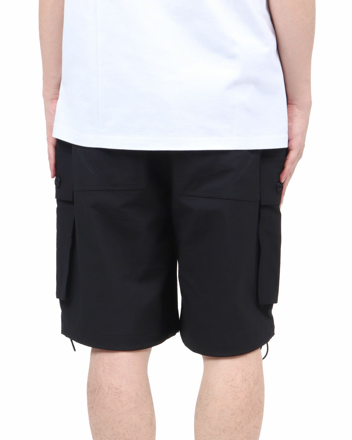 ブラック：173cm60kg(32inc着用)