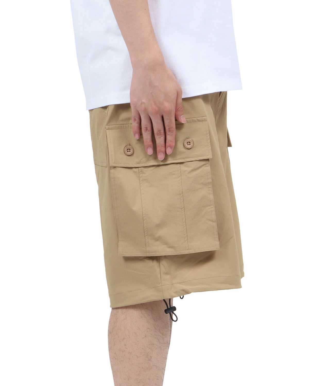 ベージュ：173cm60kg(32inc着用)