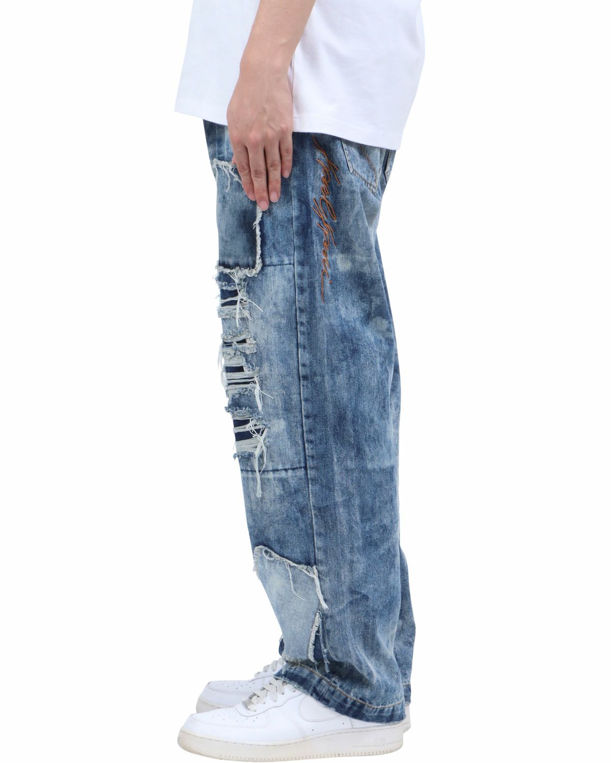 ブリーチ：173cm60kg(32inc着用)