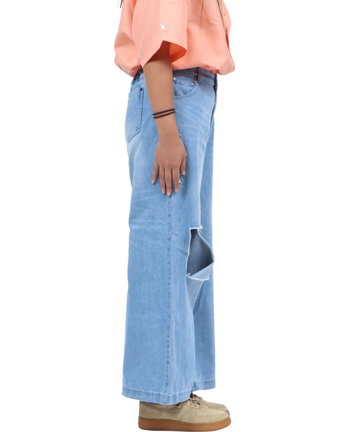 ブリーチ：167cm(Lサイズ着用)