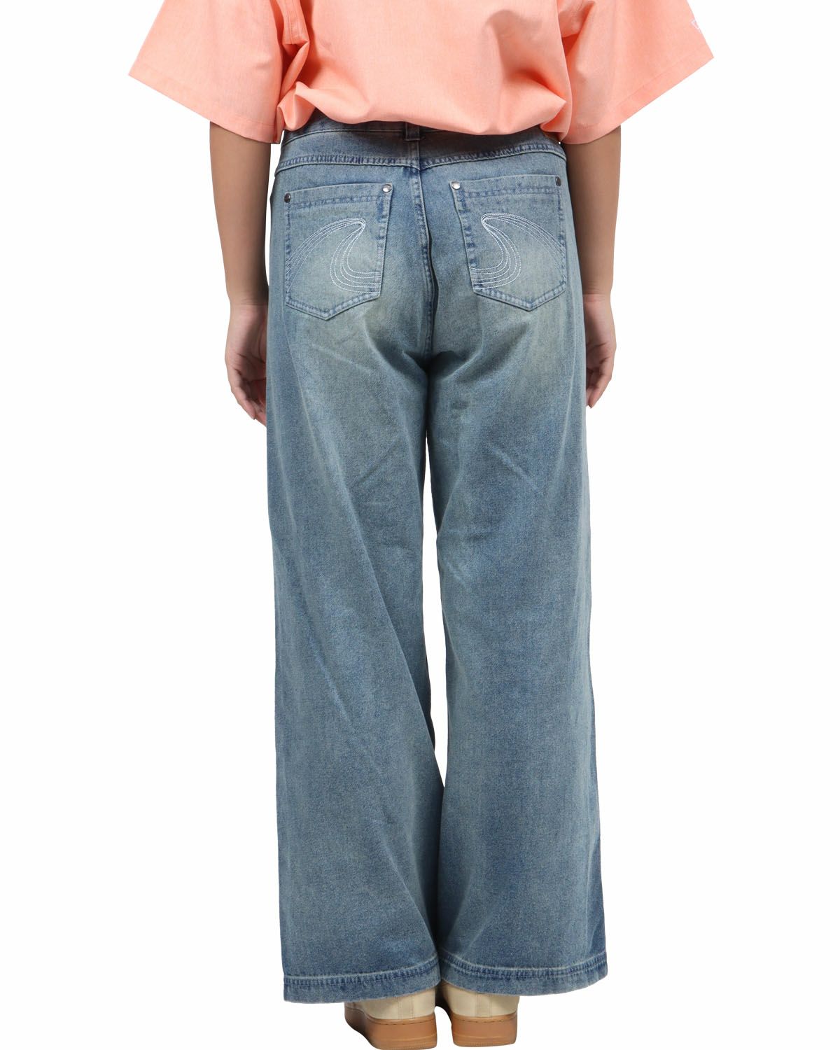 ブリーチ：167cm(Lサイズ着用)