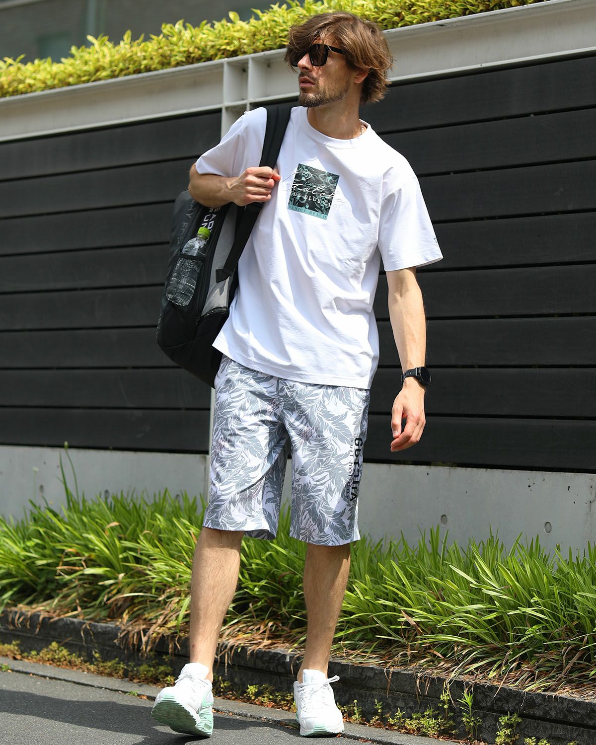 ホワイト183cm/70kg(Lサイズ着用)