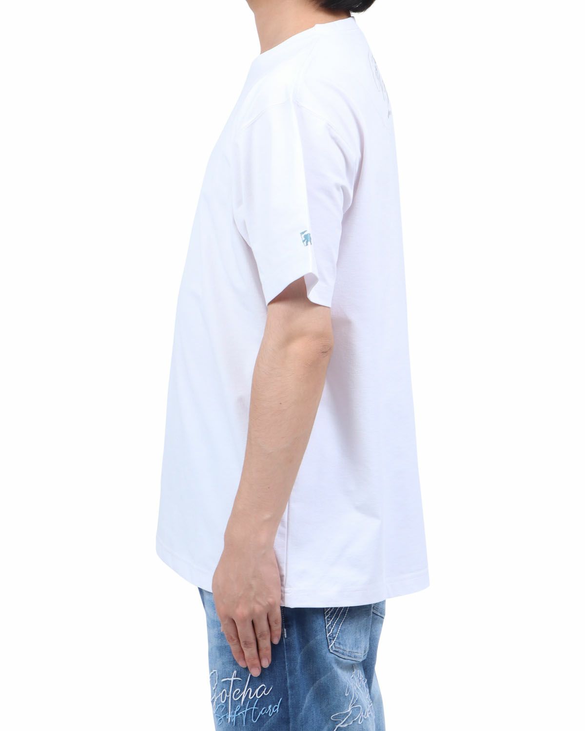 ホワイト：173cm60kg(Lサイズ着用)