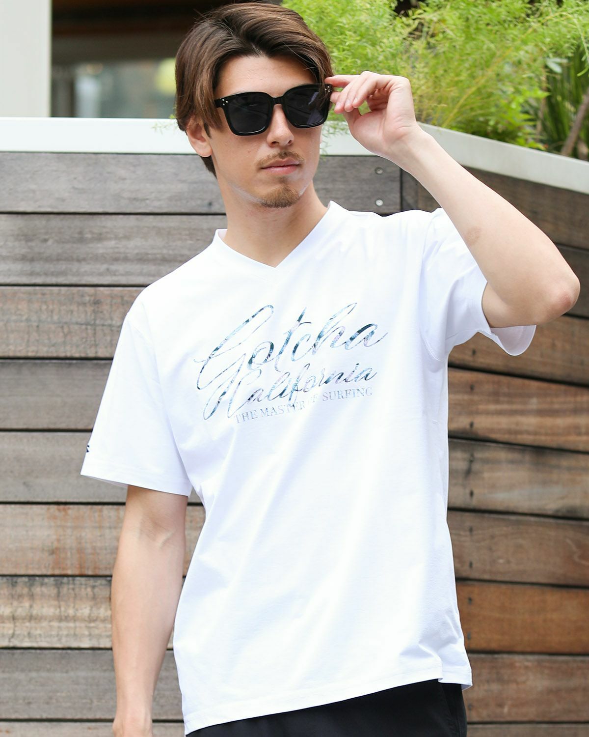 ホワイト：180cm70kg(Lサイズ着用)