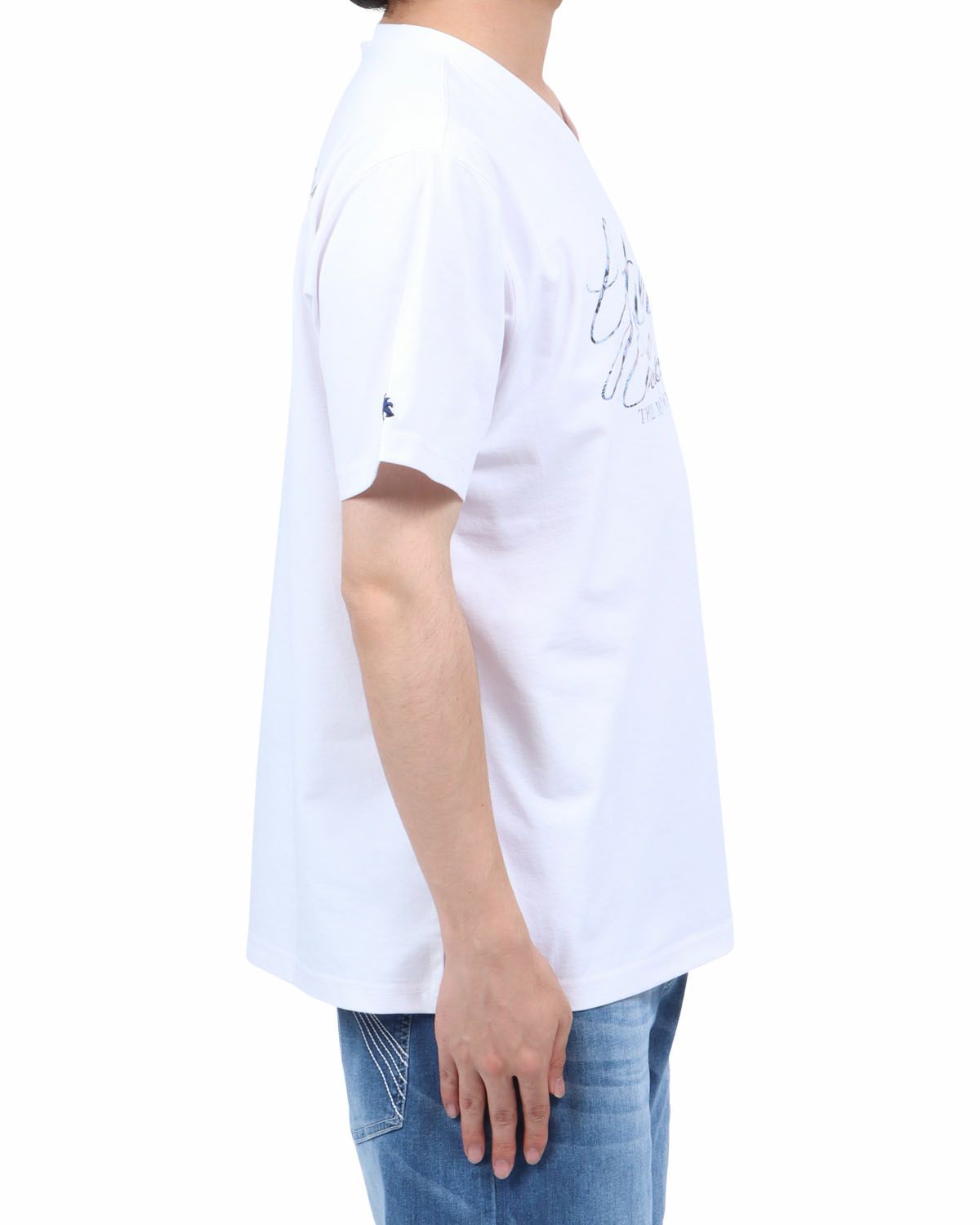 ホワイト：173cm60kg(Lサイズ着用)