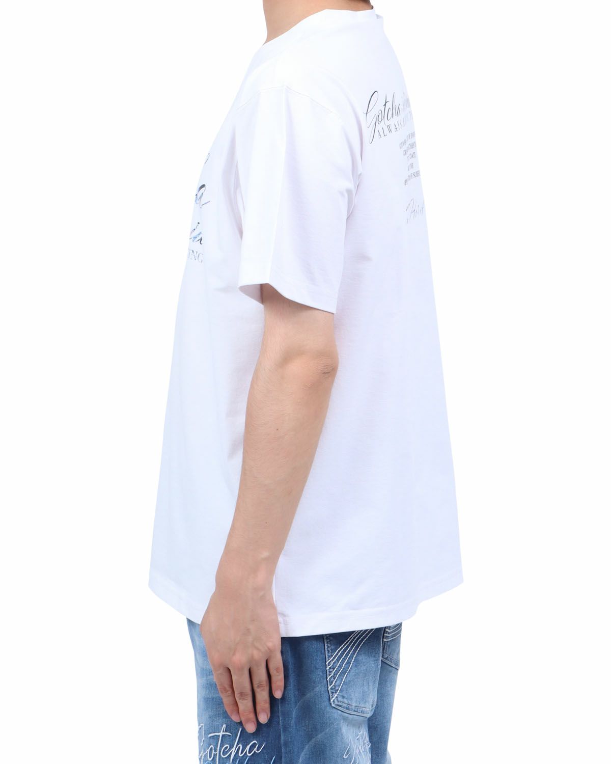 ホワイト：173cm60kg(Lサイズ着用)