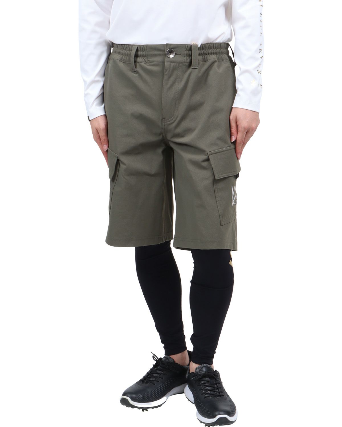 ゴールド：173cm60kg(Lサイズ着用