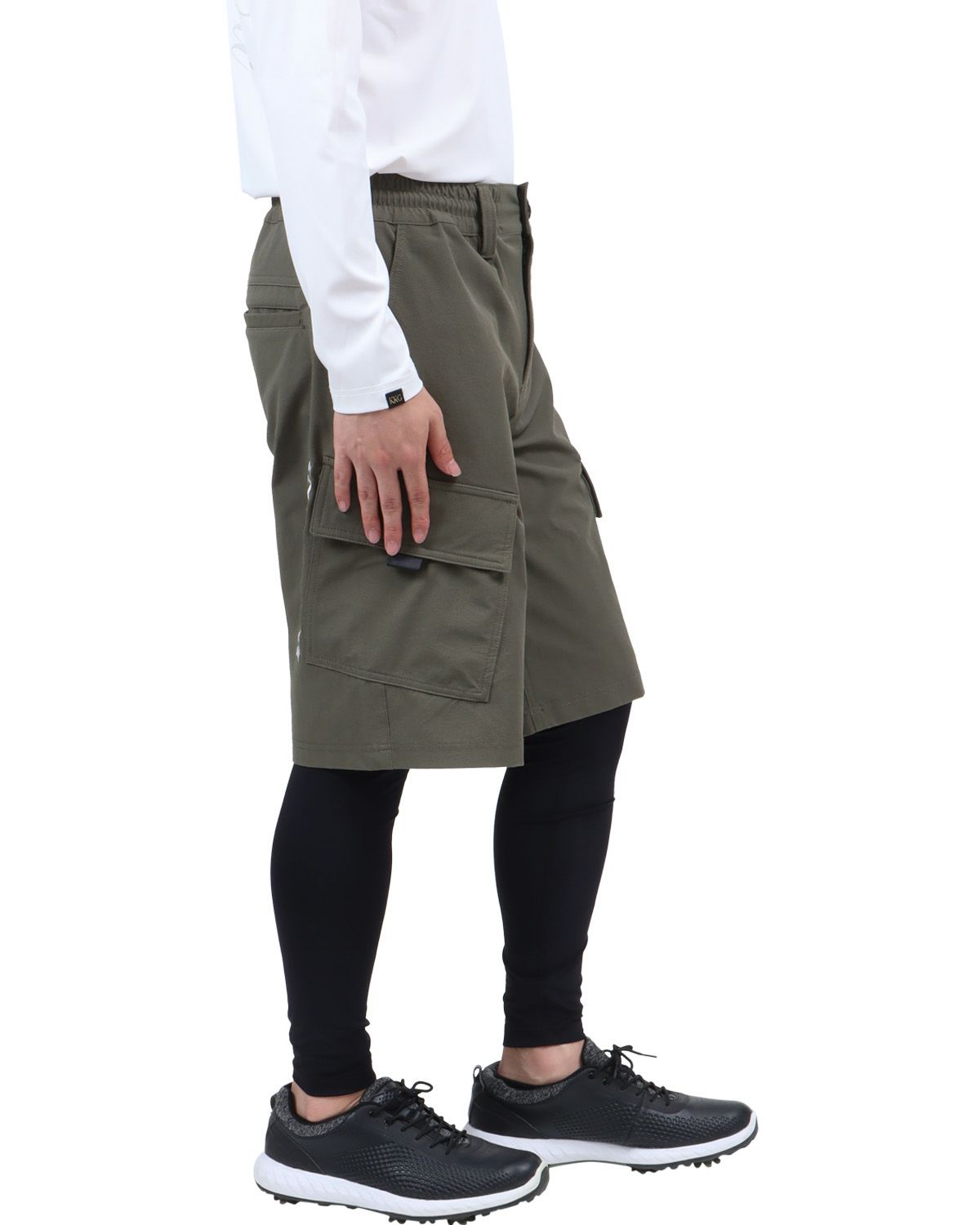 ゴールド：173cm60kg(Lサイズ着用