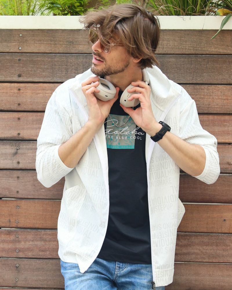 ホワイト：183cm/70kg(Lサイズ着用)