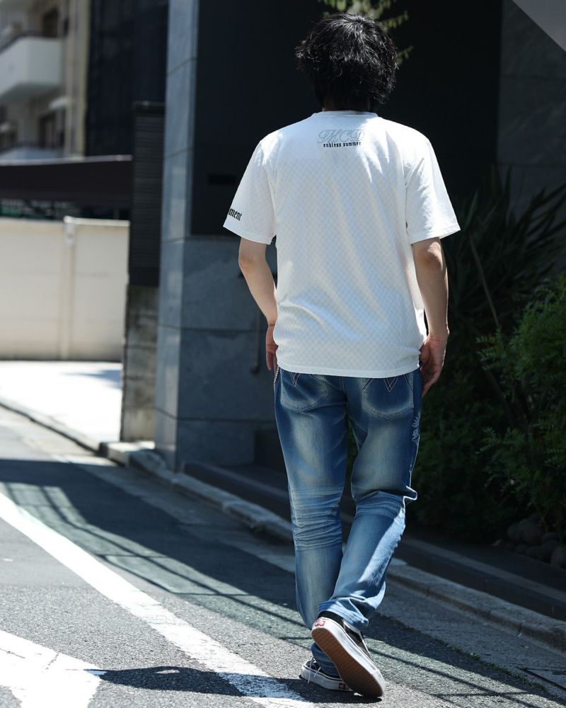 ホワイト：173cm60kg(Lサイズ着用)