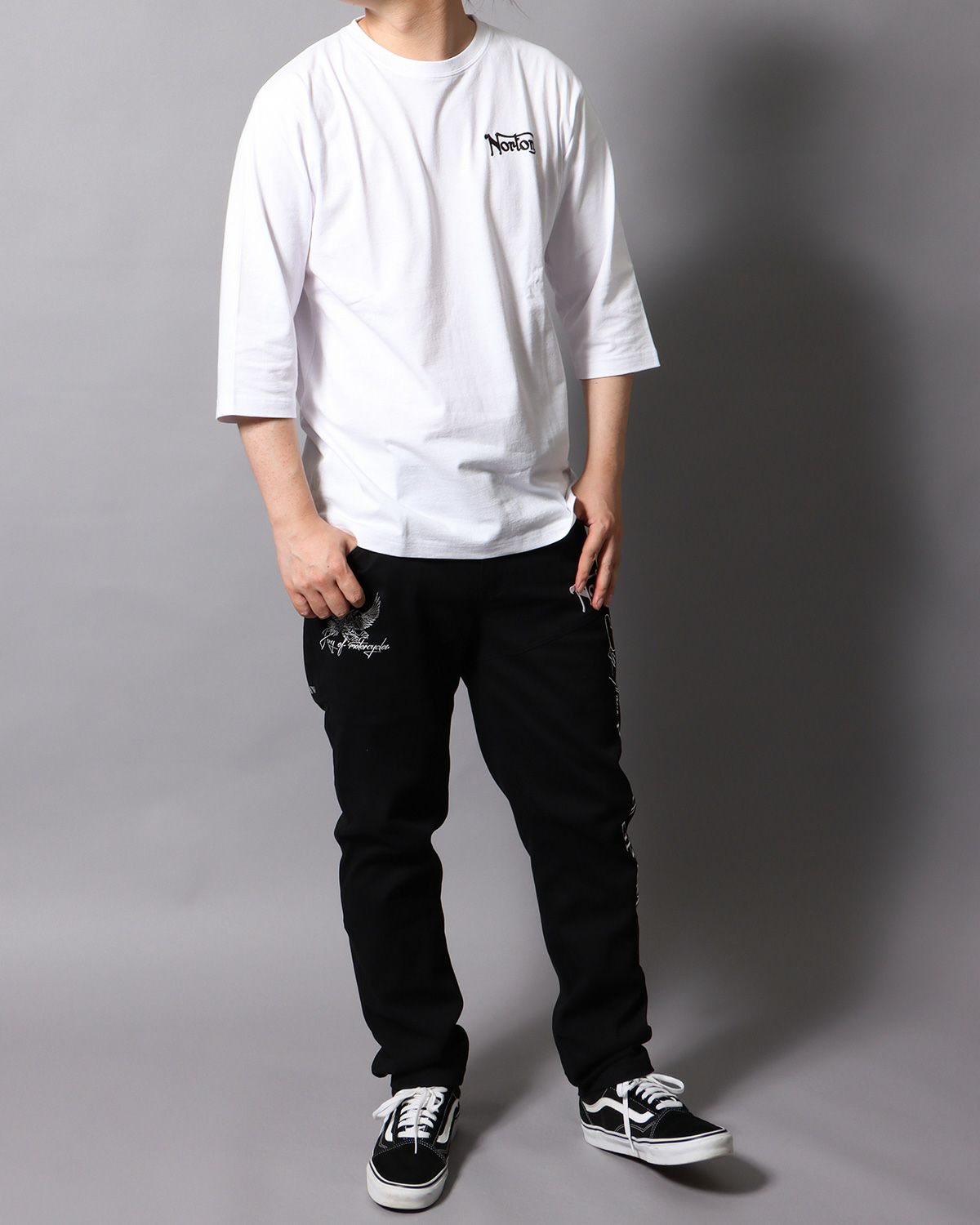 ブラック：178cm/75kg(Lサイズ着用)