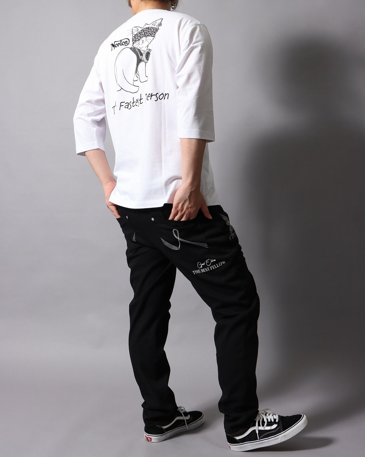 ブラック：178cm/75kg(Lサイズ着用)