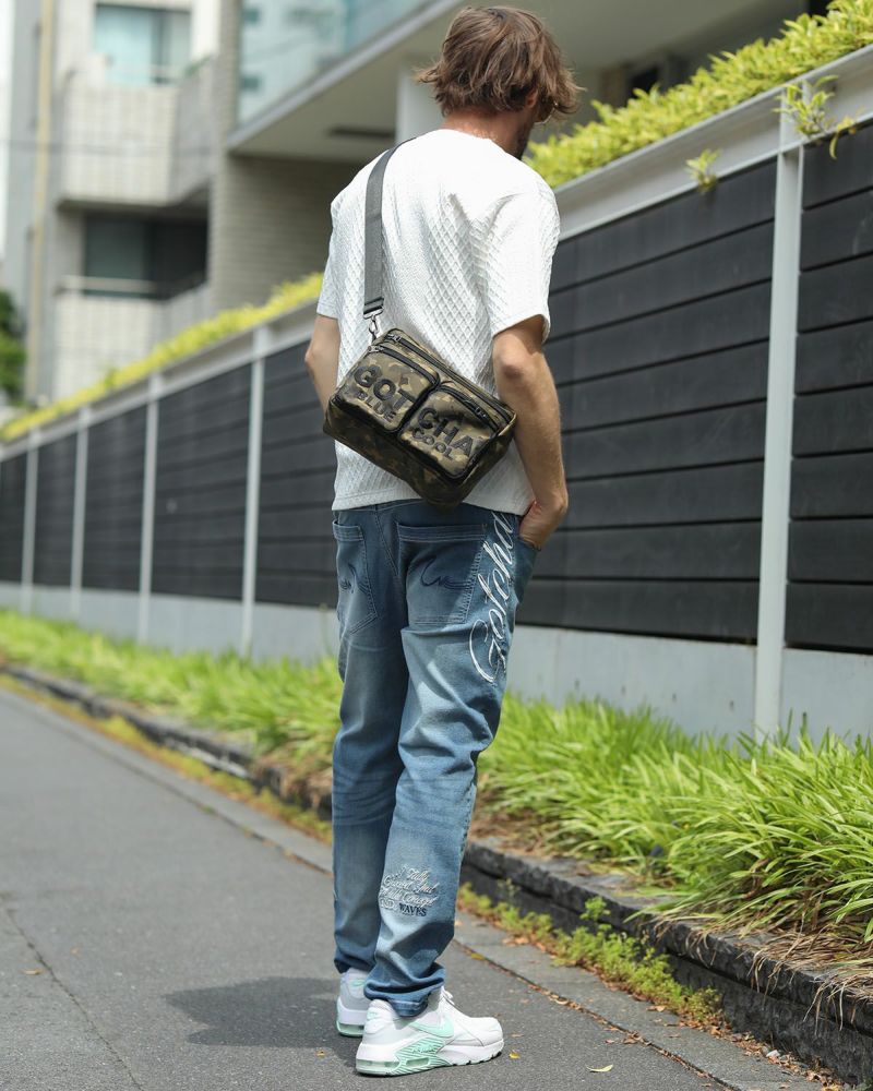 ホワイト：183cm/70kg(Lサイズ着用)