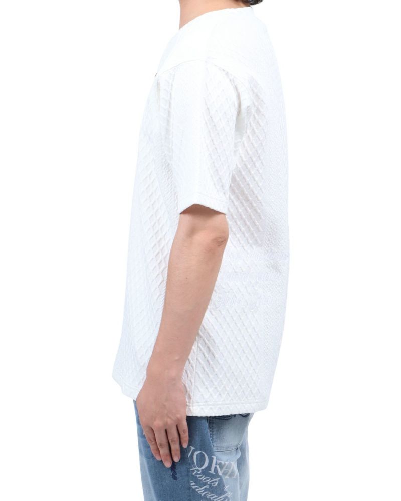 ホワイト：173cm60kg(Lサイズ着用