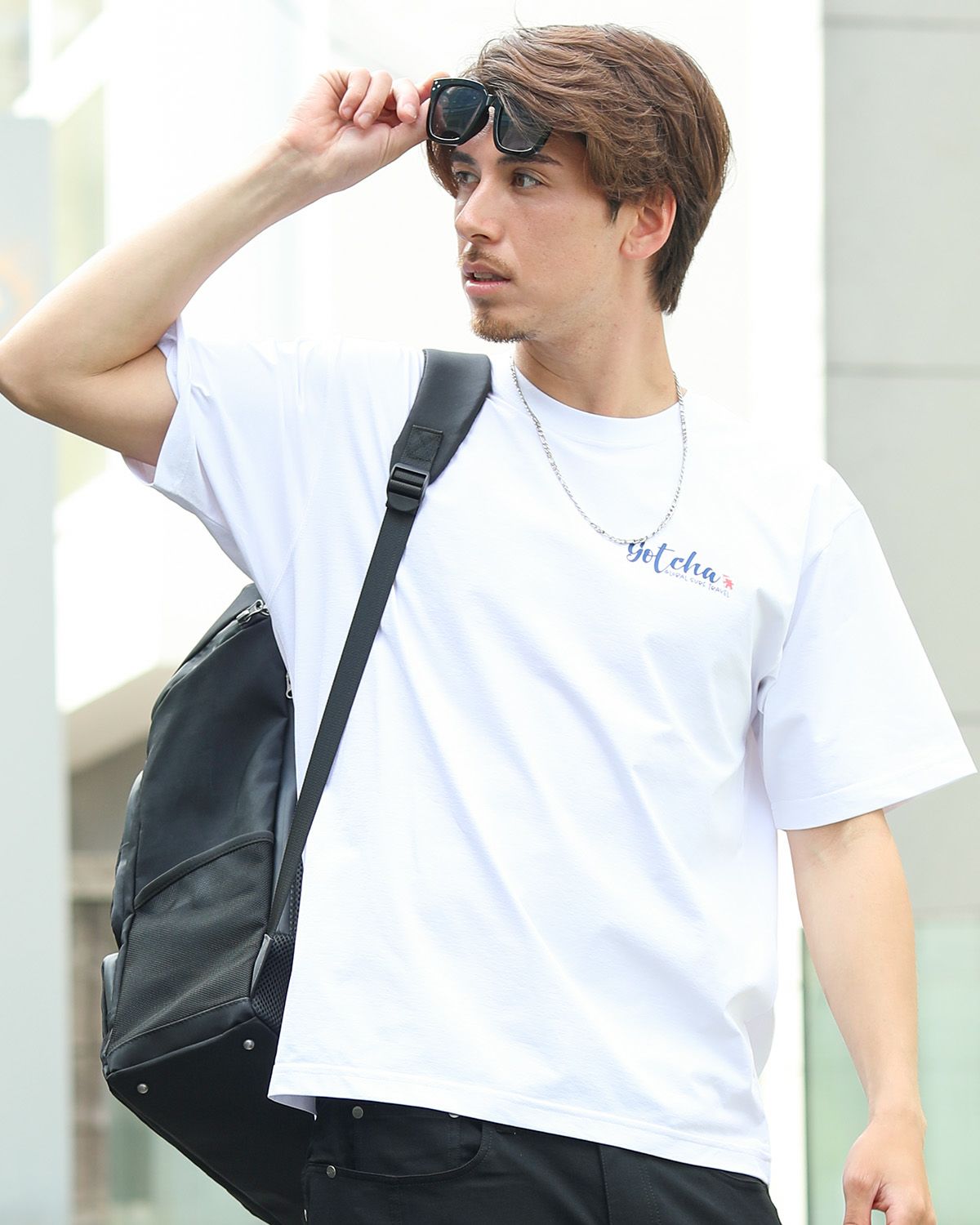 ホワイト：180cm/70kg(Lサイズ着用)