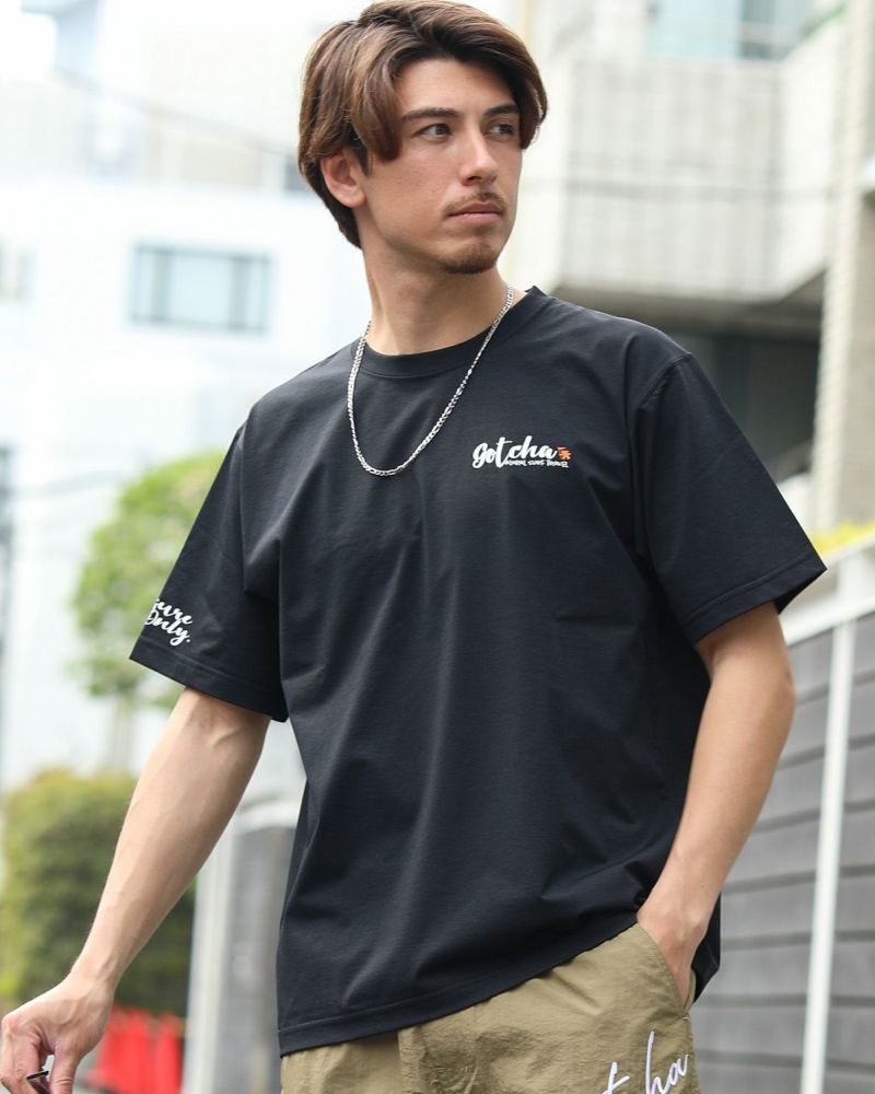 ブラック：180cm/70kg(Lサイズ着用)