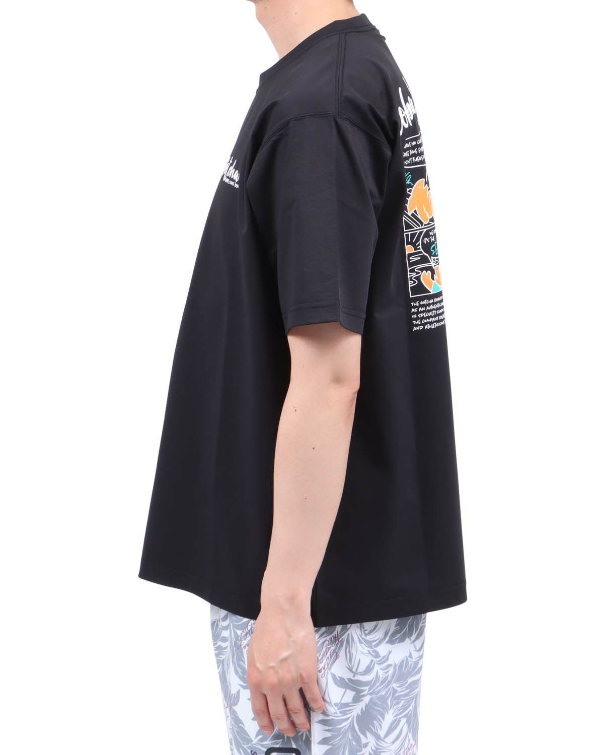 ブラック：174cm62kg(Lサイズ着用)