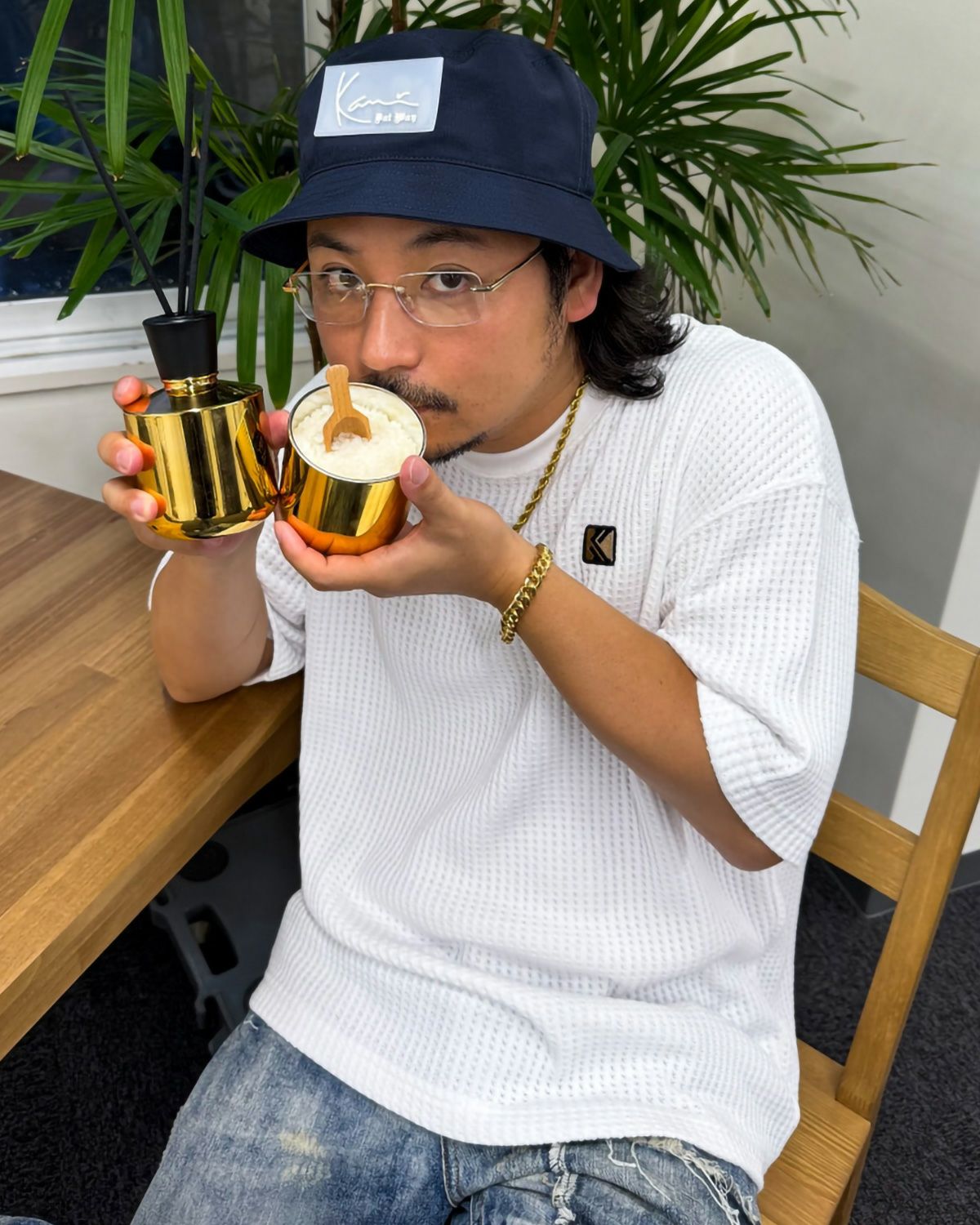 ダークネイビー