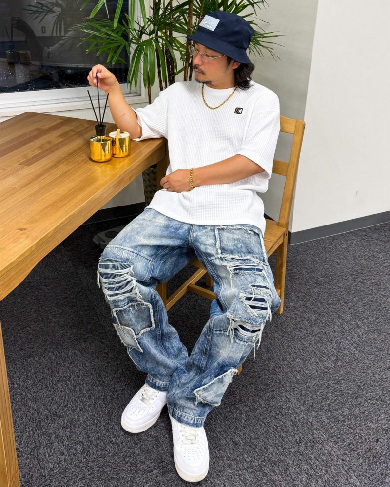 ダークネイビー