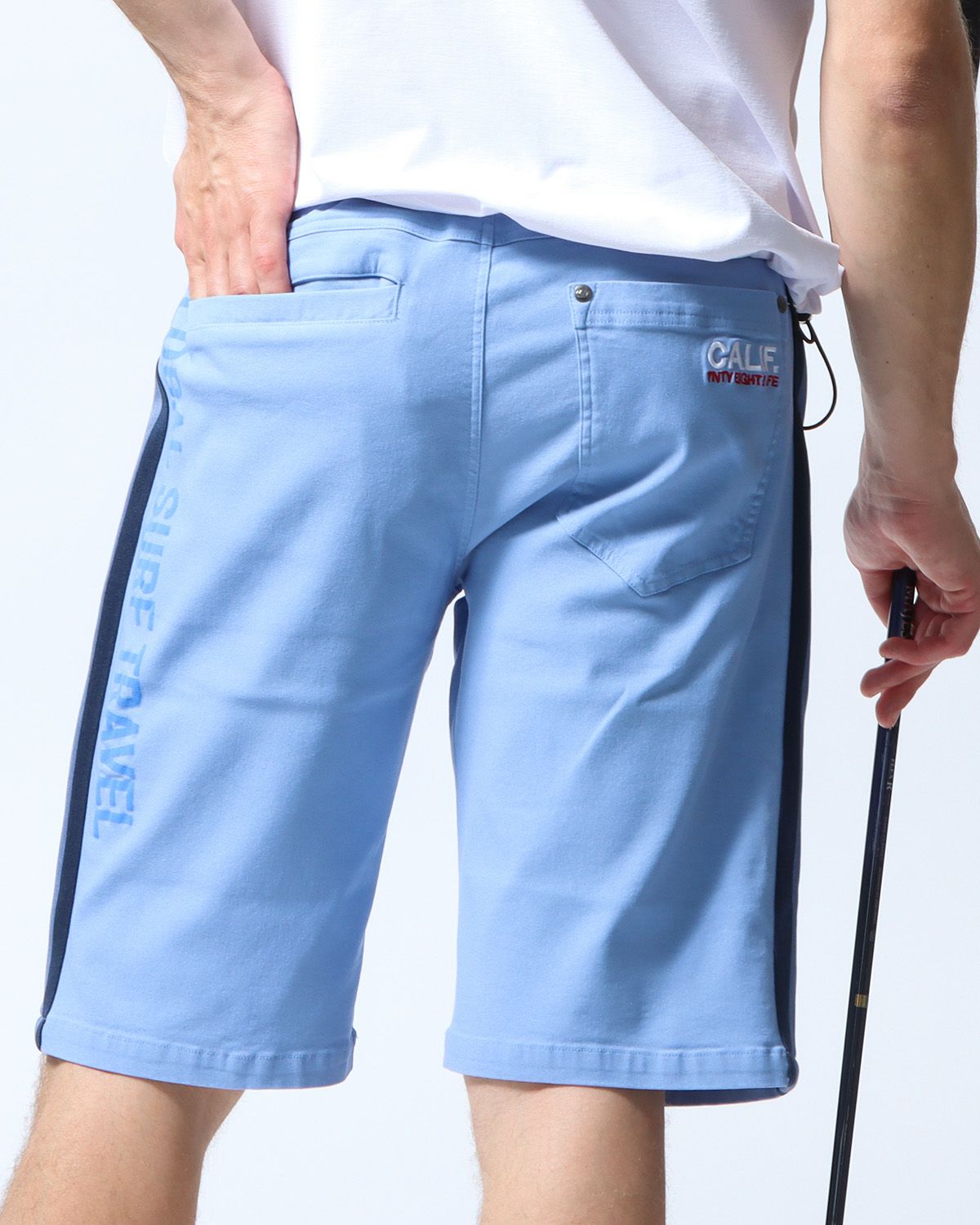 ライトブルー：183cm/70kg(Lサイズ着用)