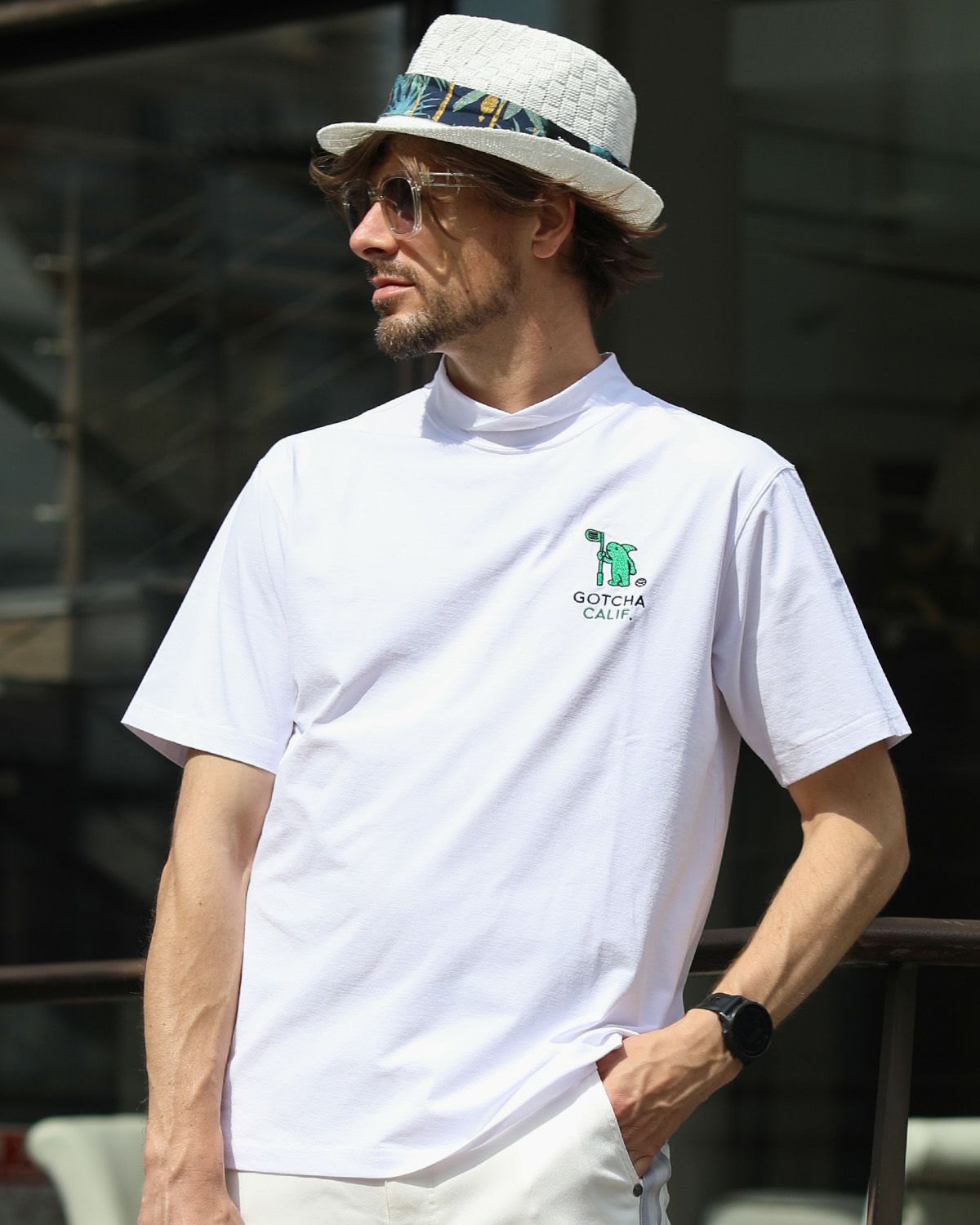 ホワイト：183cm/70kg(Lサイズ着用)