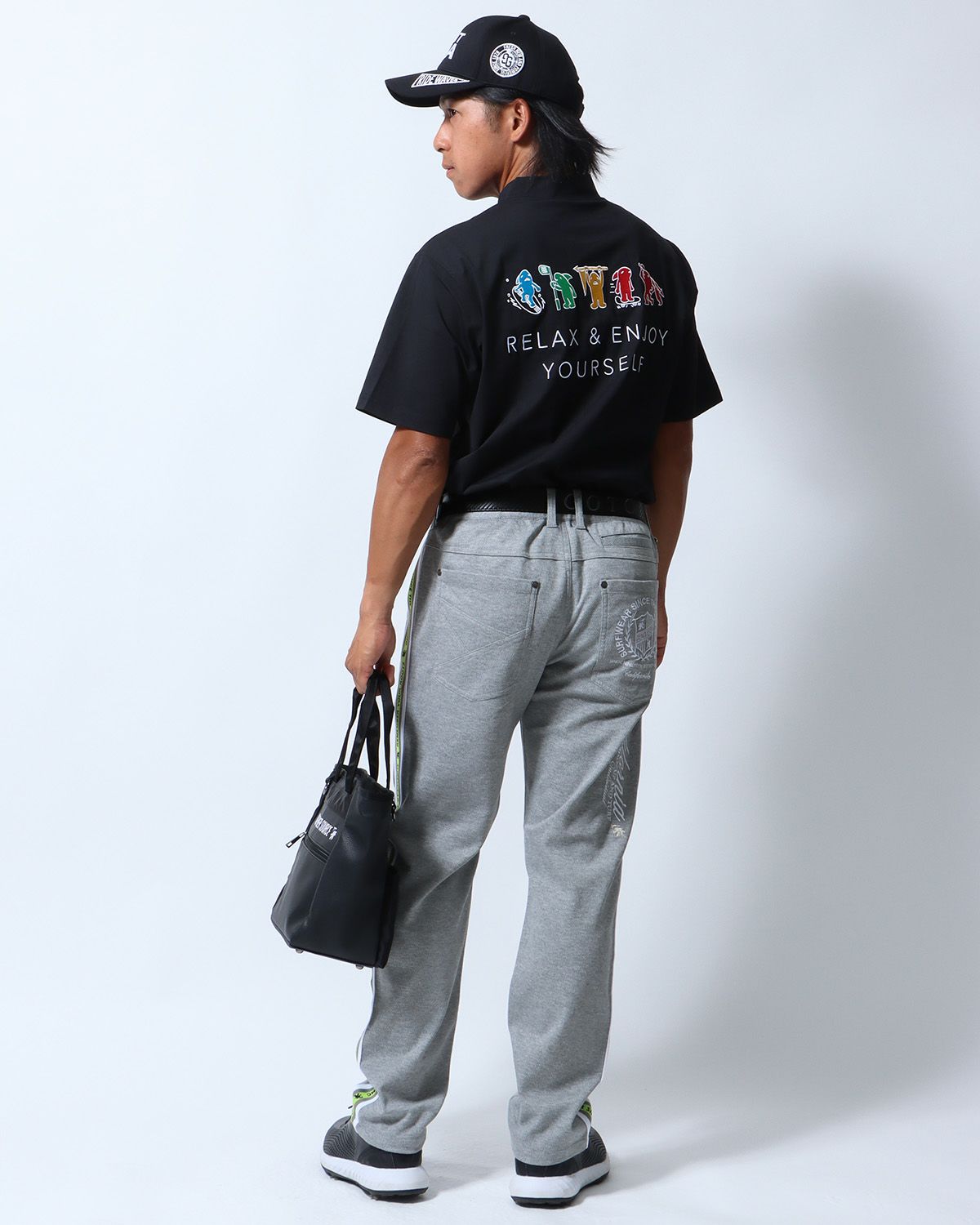 ブラック：169cm/63kg(Lサイズ着用)