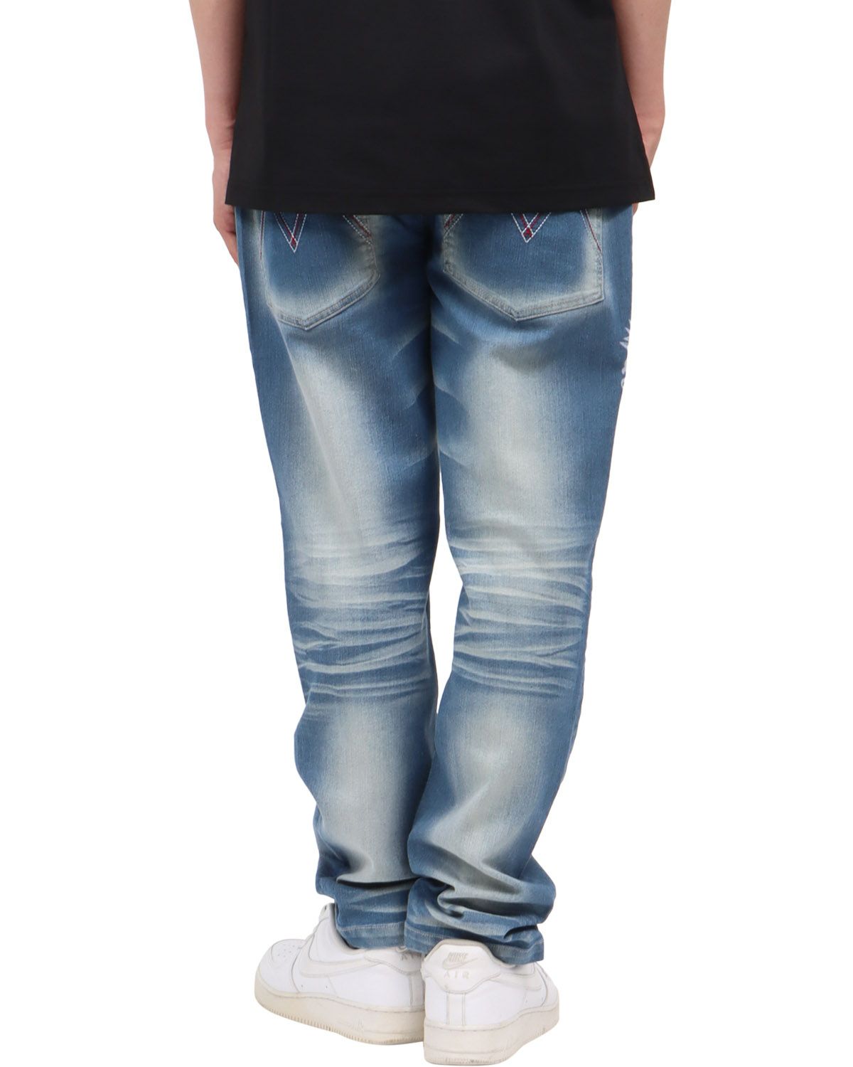 インディゴ：174cm62kg(Mサイズ着用)