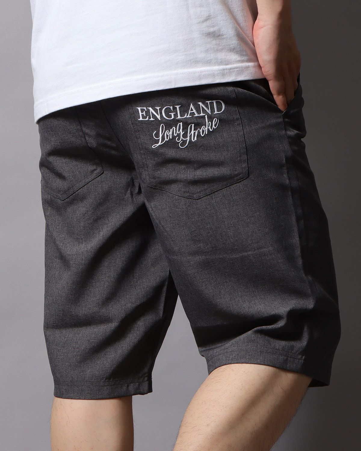 チャコール：178cm/75kg(Lサイズ着用)