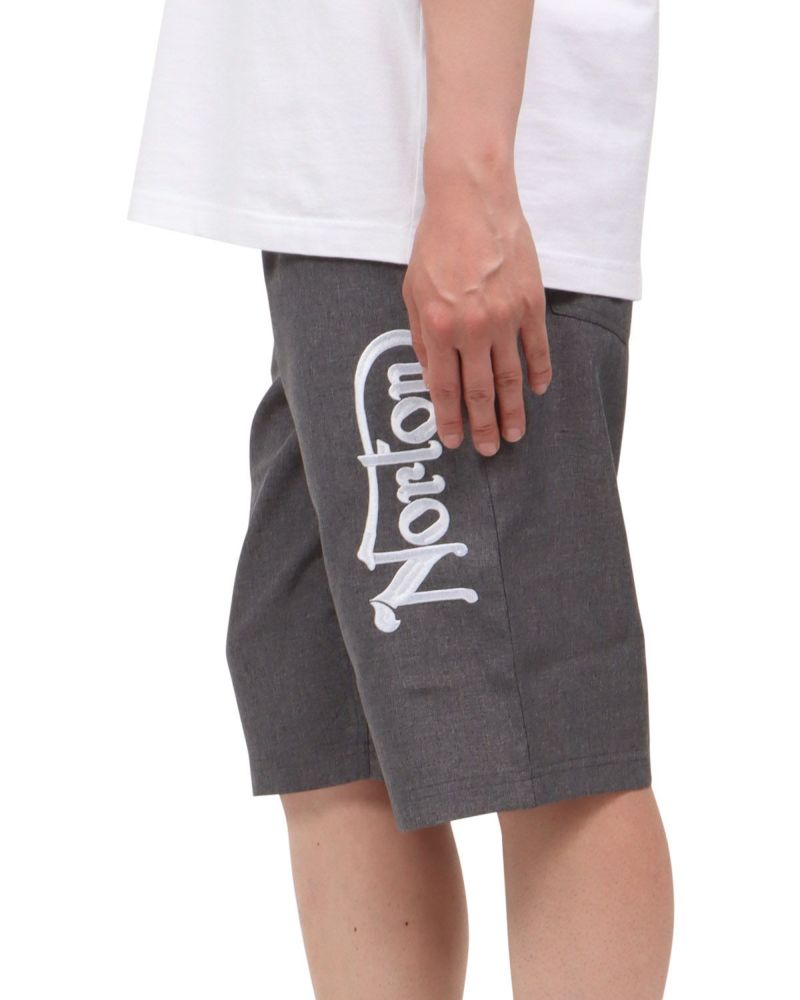 チャコール：174cm62kg(Lサイズ着用)