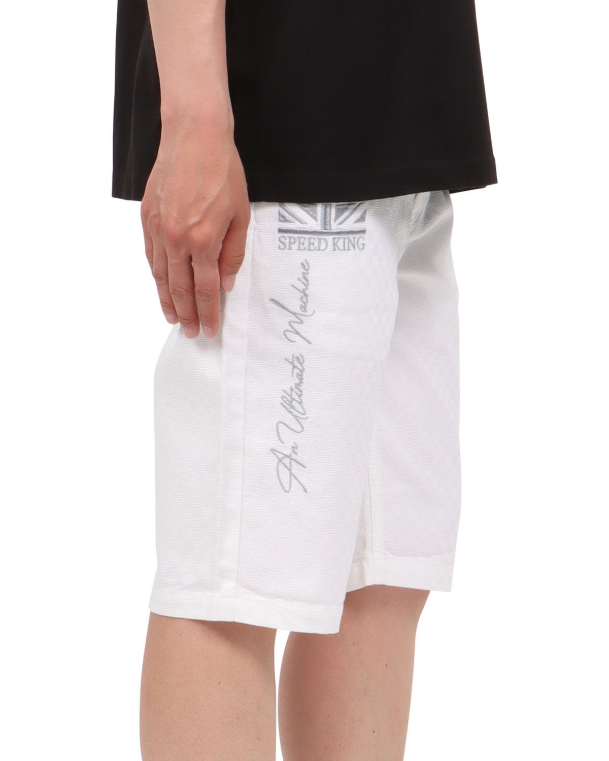 ホワイト：174cm62kg(Mサイズ着用)