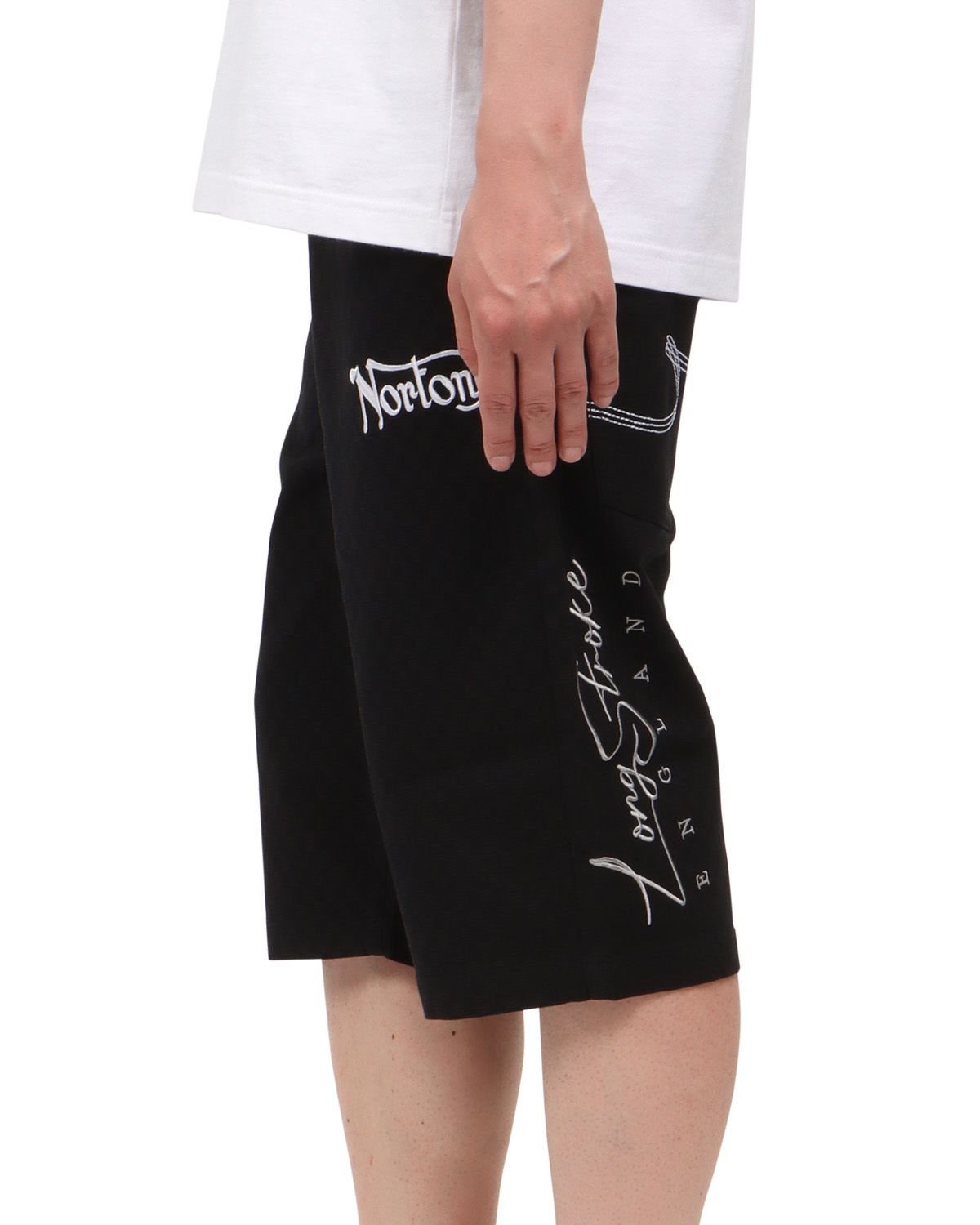 ブラック：174cm62kg(Lサイズ着用)