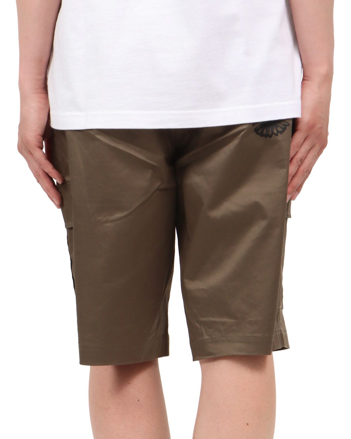 カーキ：174cm62kg(Lサイズ着用)