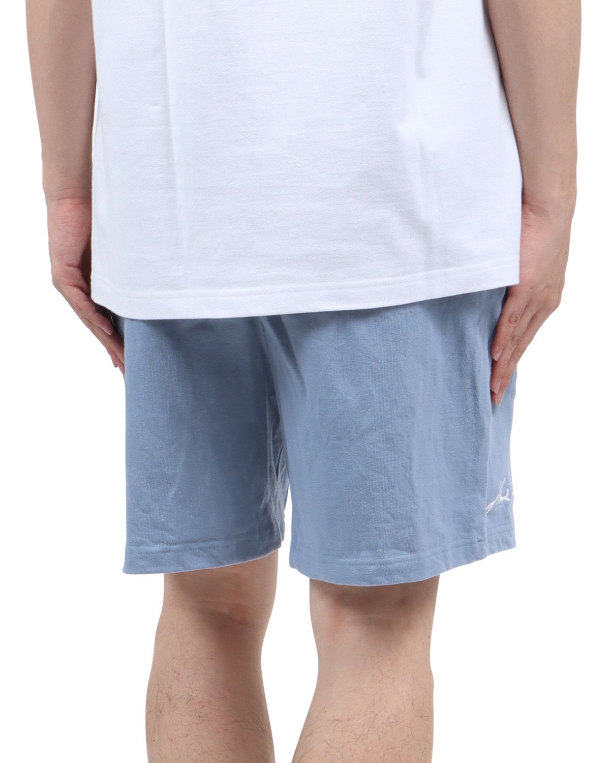 ブルー：173cm63kg(Lサイズ着用)