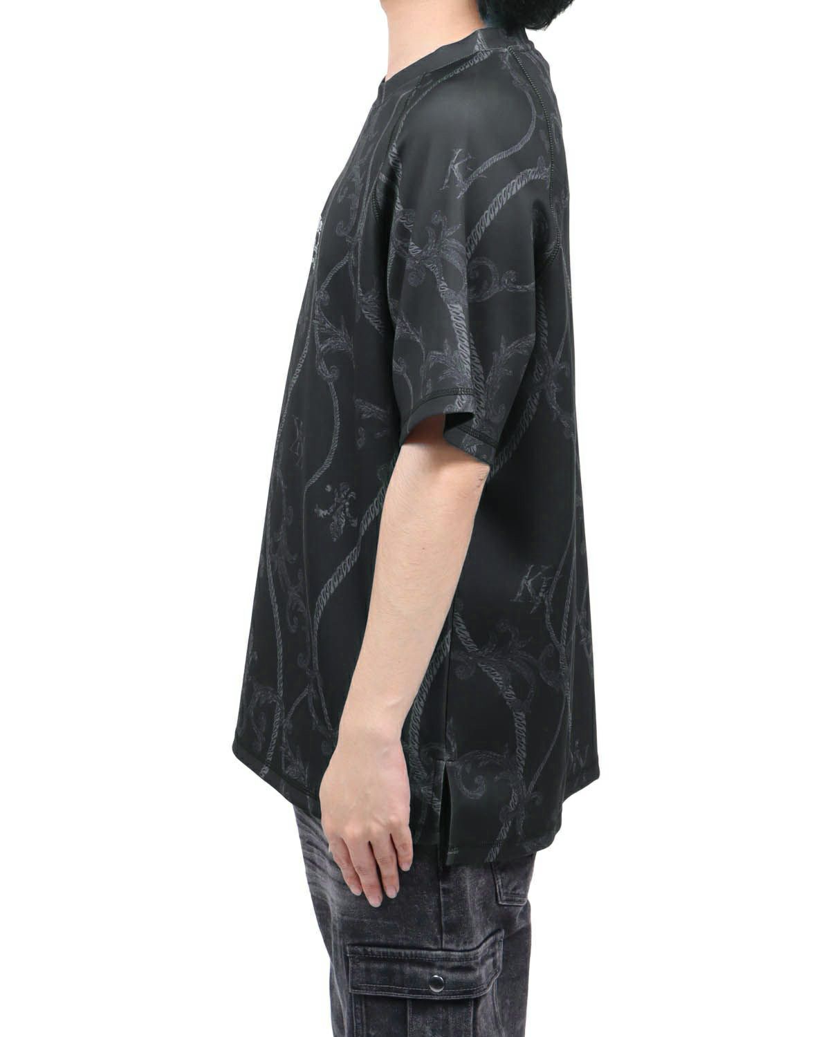 ブラック：173cm63kg(Lサイズ着用)