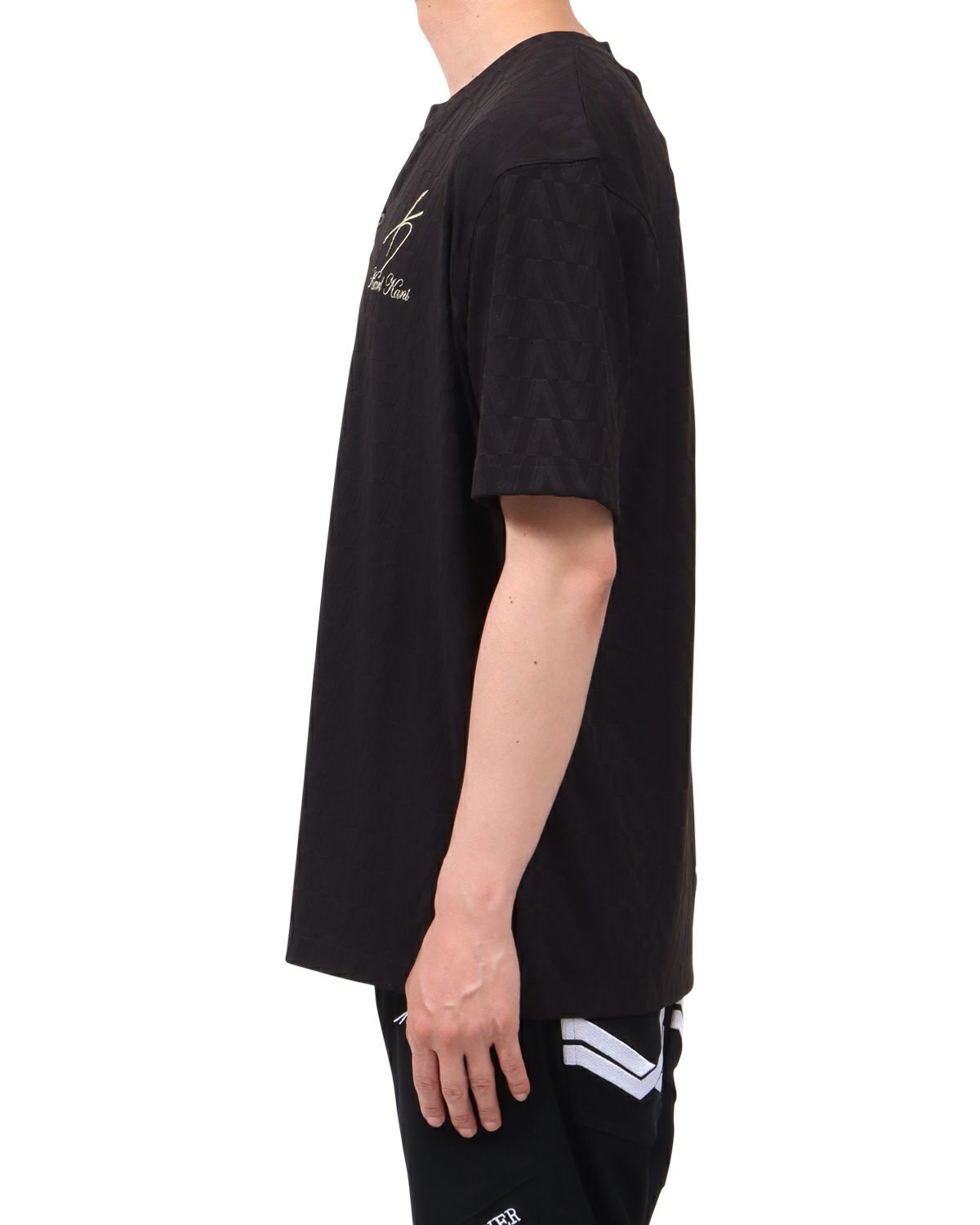 ブラック：174cm62kg(Lサイズ着用)