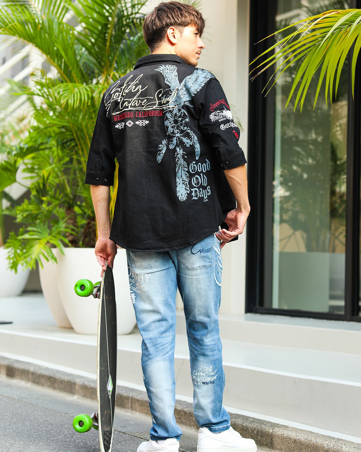 インディゴ：180cm/70kg(Mサイズ着用)