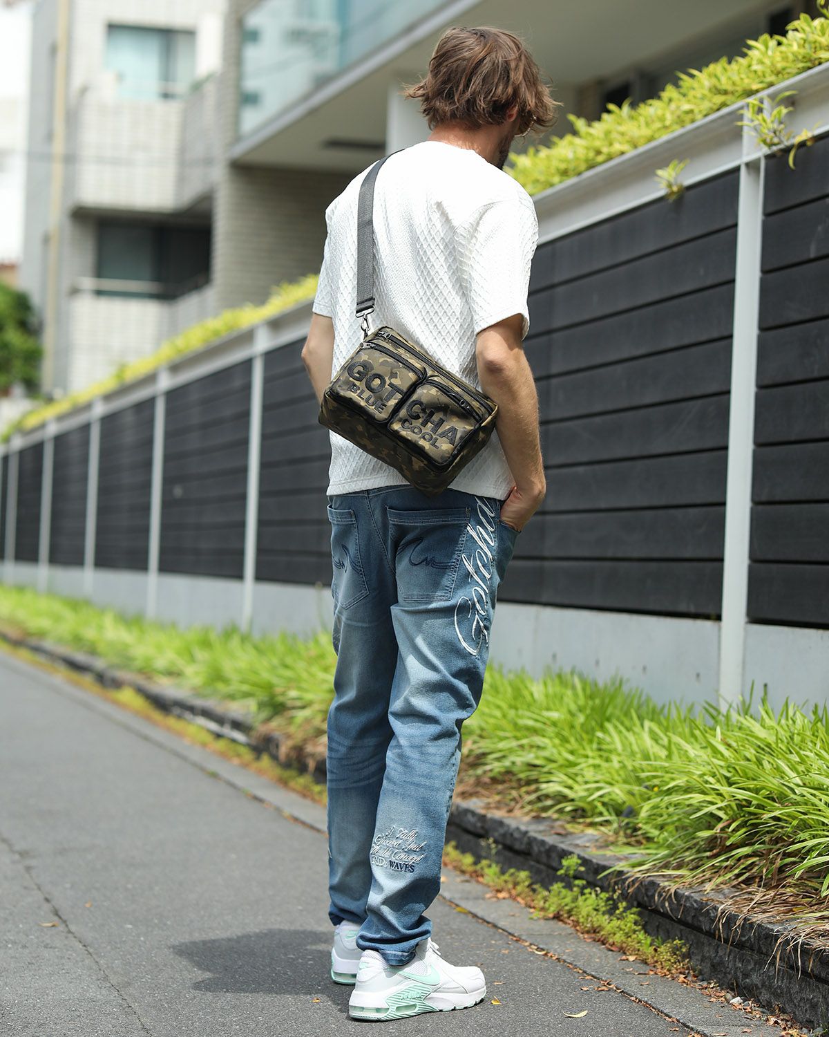 ブリーチ：183cm/70kg(Lサイズ着用)