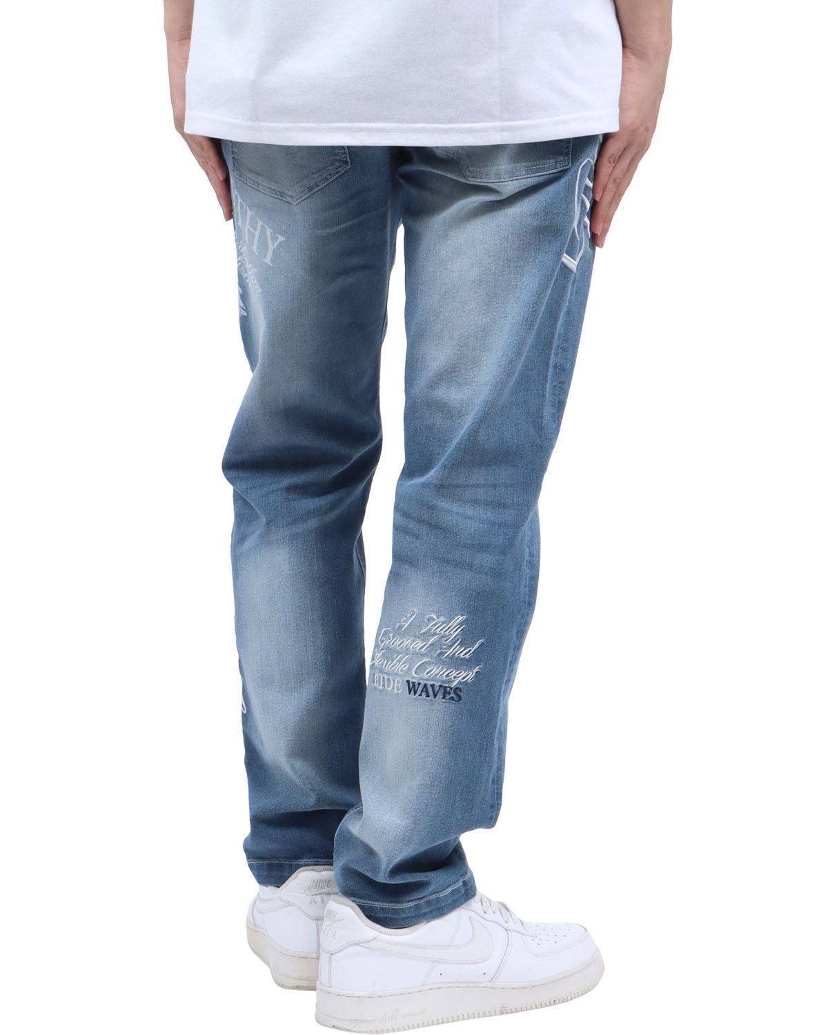 ブリーチ：173cm60kg(Mサイズ着用)
