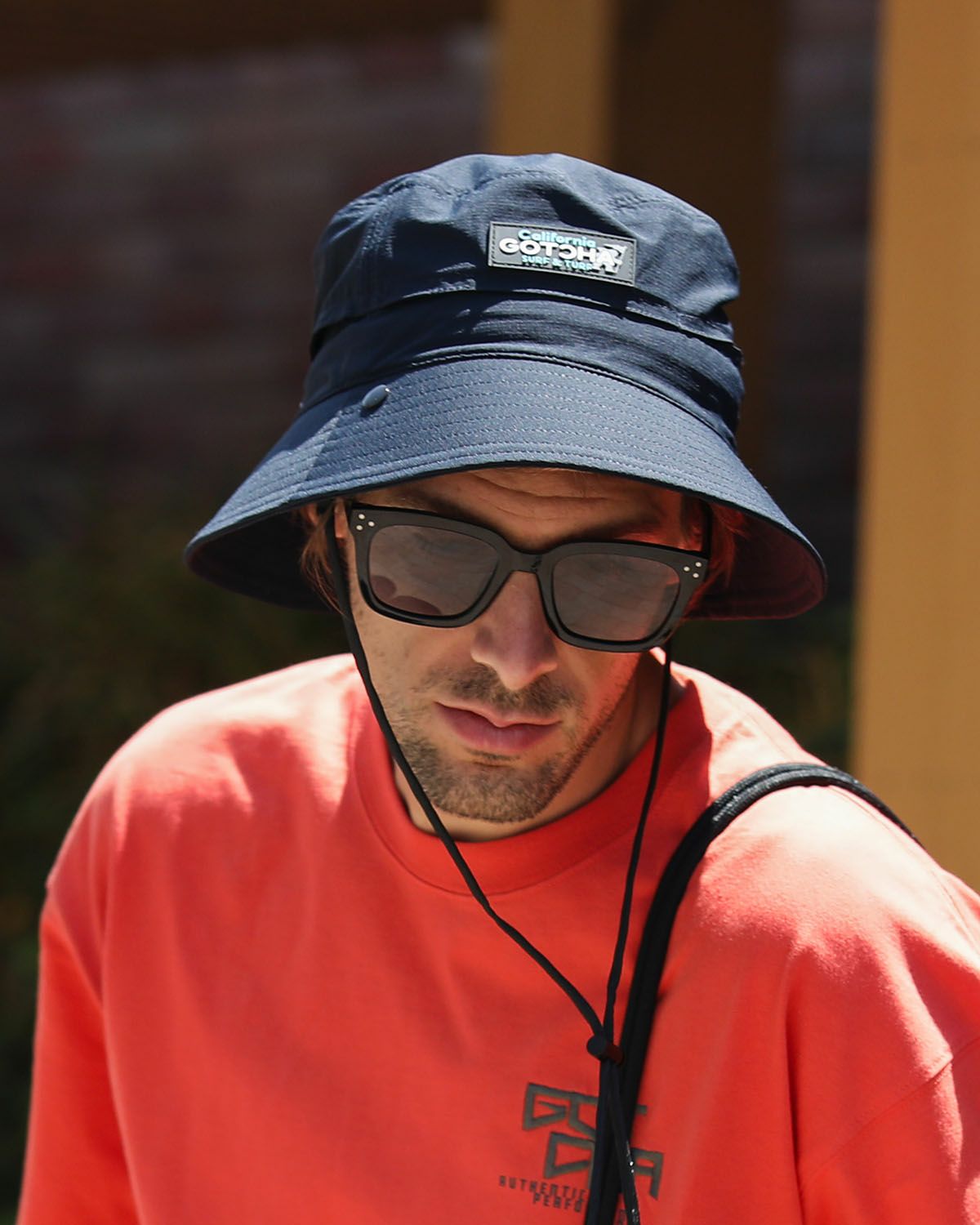 ダークネイビー