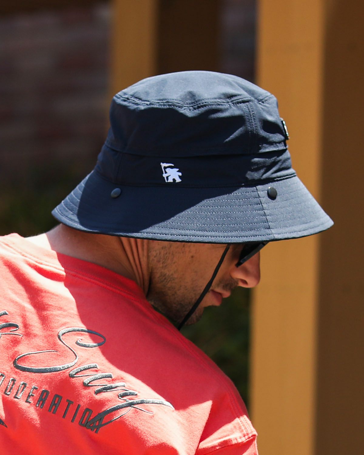 ダークネイビー