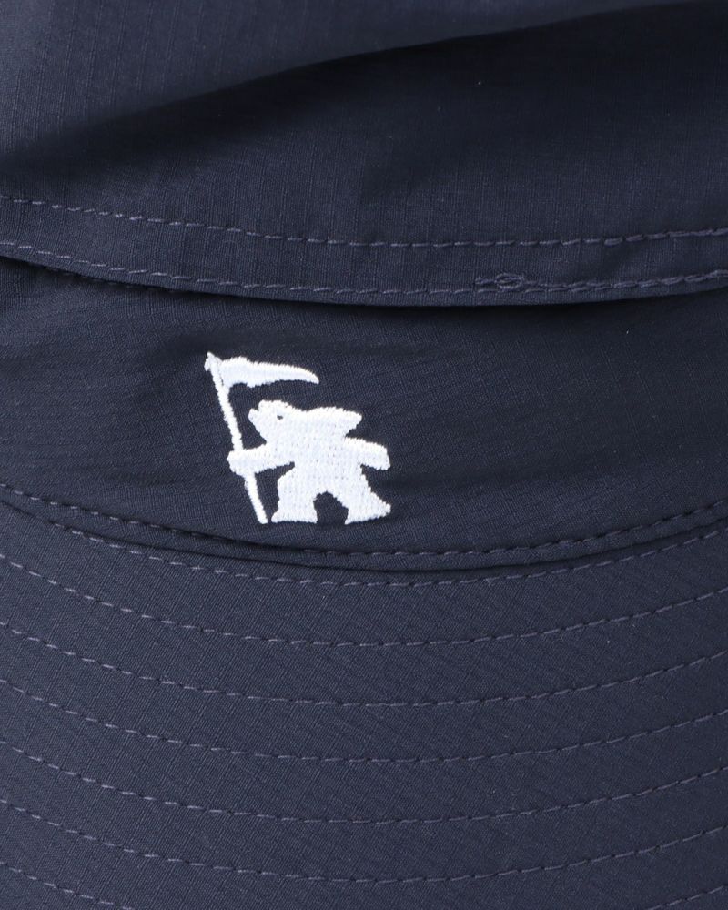 ダークネイビー