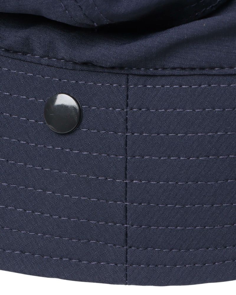 ダークネイビー