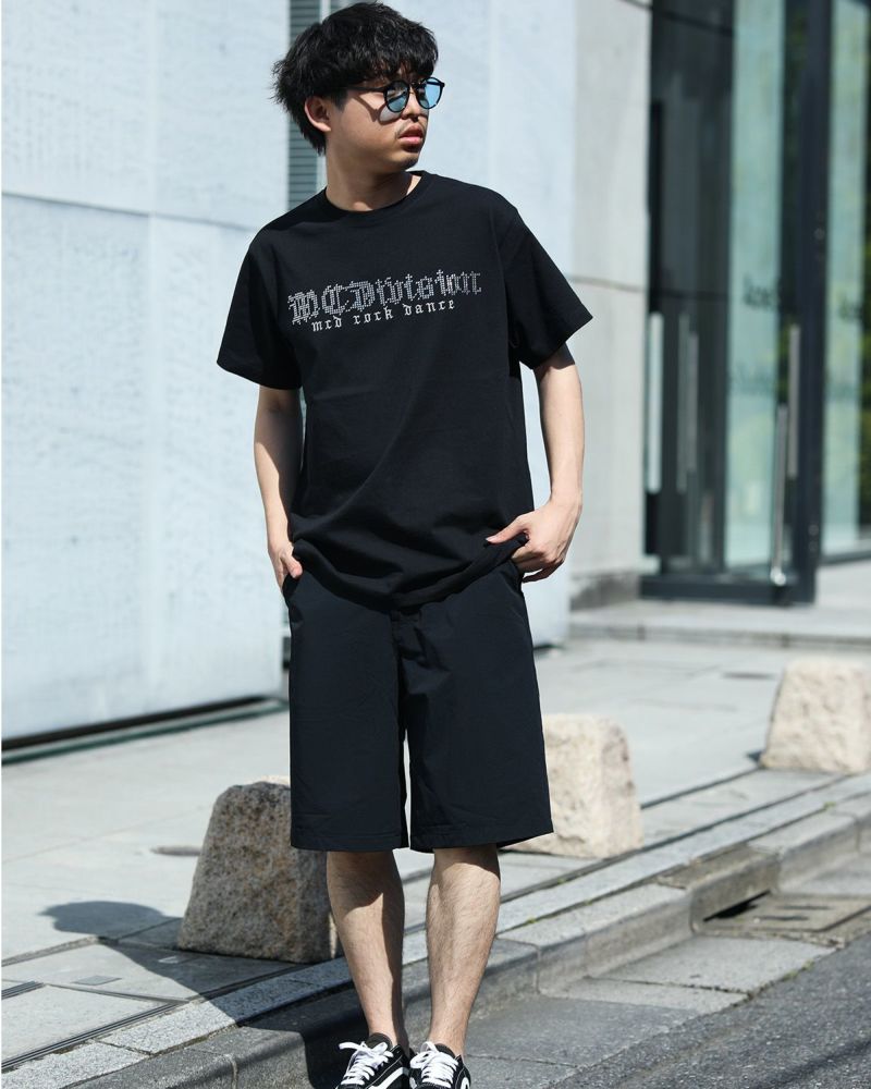 ブラック:173cm/63kg(Lサイズ着用)