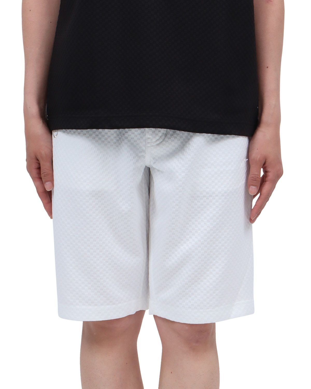 ホワイト：174cm62kg(Mサイズ着用)