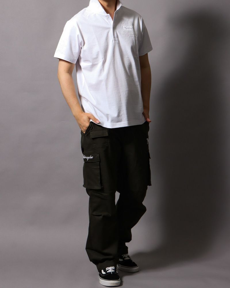 ホワイト：178cm/75kg(Lサイズ着用)