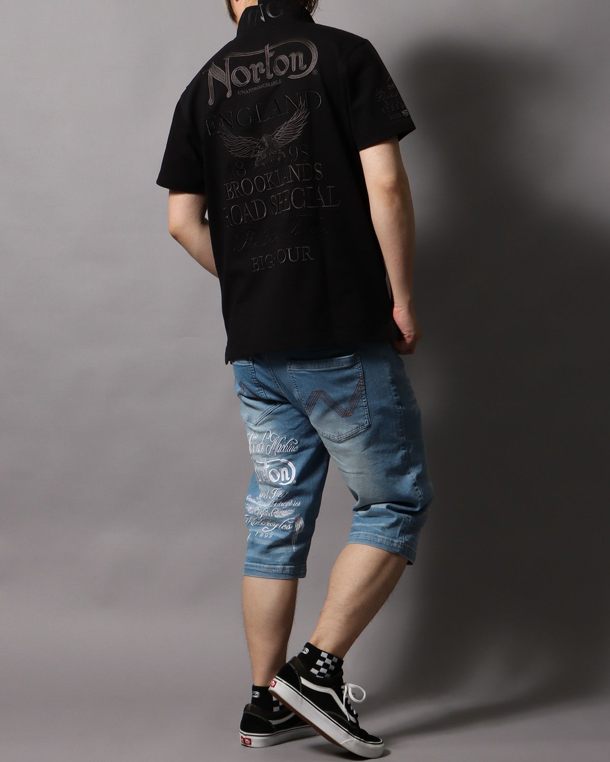 ブラック：178cm/75kg(Lサイズ着用)