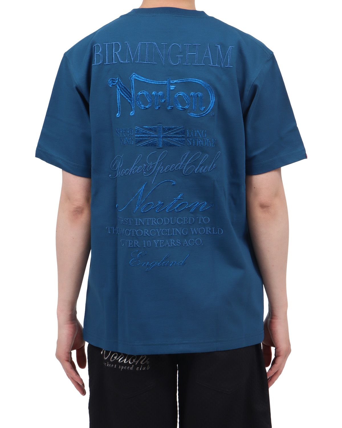 ネイビー：174cm62kg(Lサイズ着用)