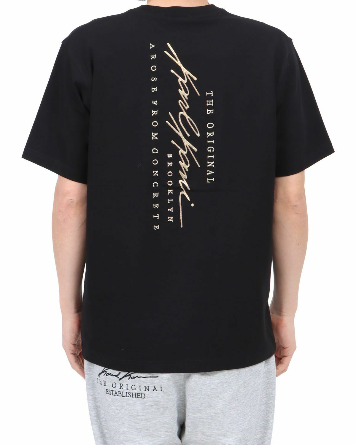 ブラック：180cm67kg(Lサイズ着用)